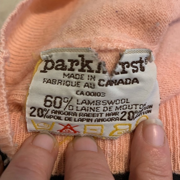 Vintage Parkhurst Canada Angora & Lambswool Turtleneck Sweater Medium - Picture 7 of 8